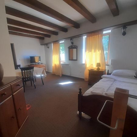 Hotel Teuta Palace Dom Faletici Sarajevo Esterno foto