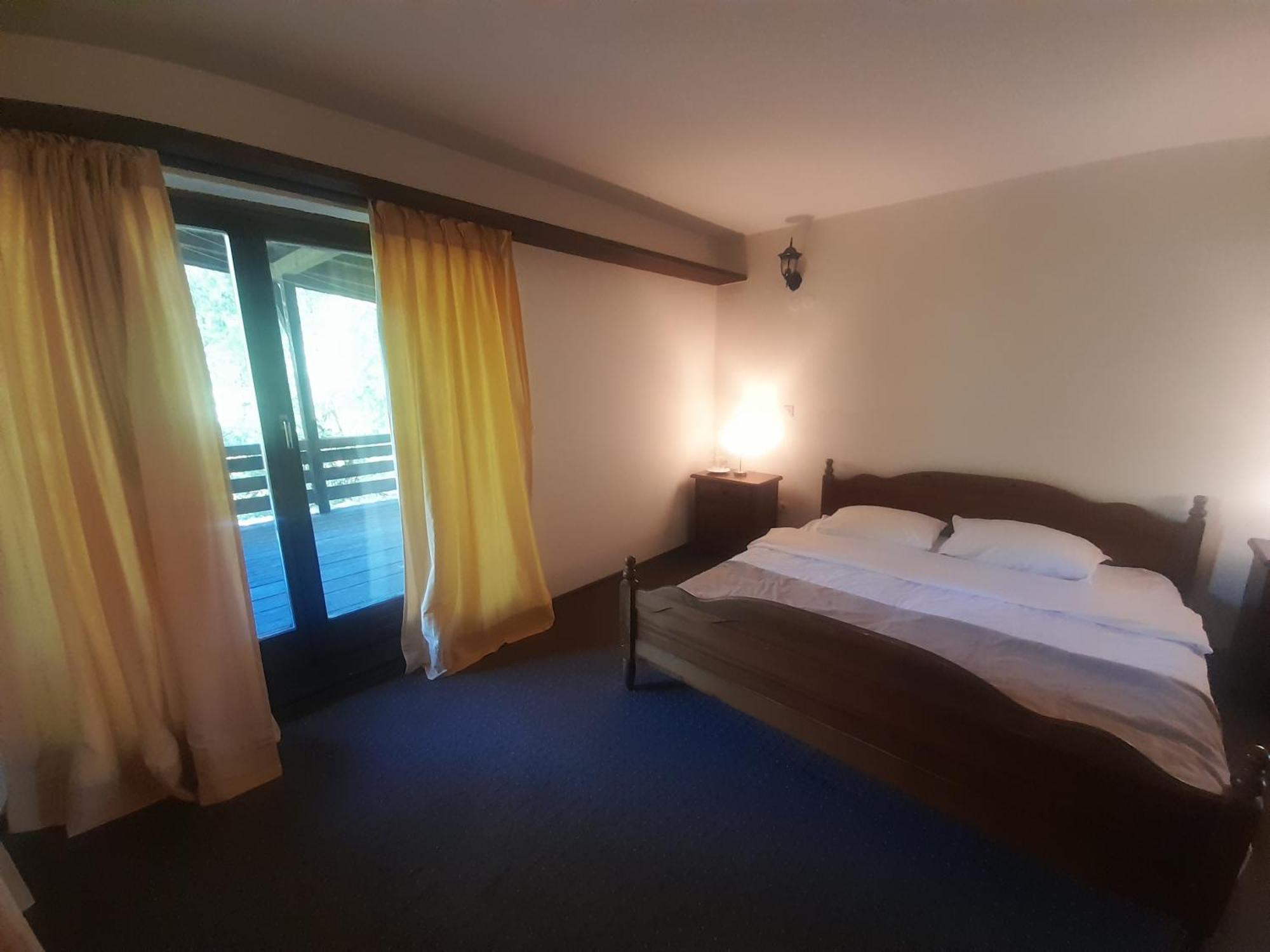 Hotel Teuta Palace Dom Faletici Sarajevo Esterno foto