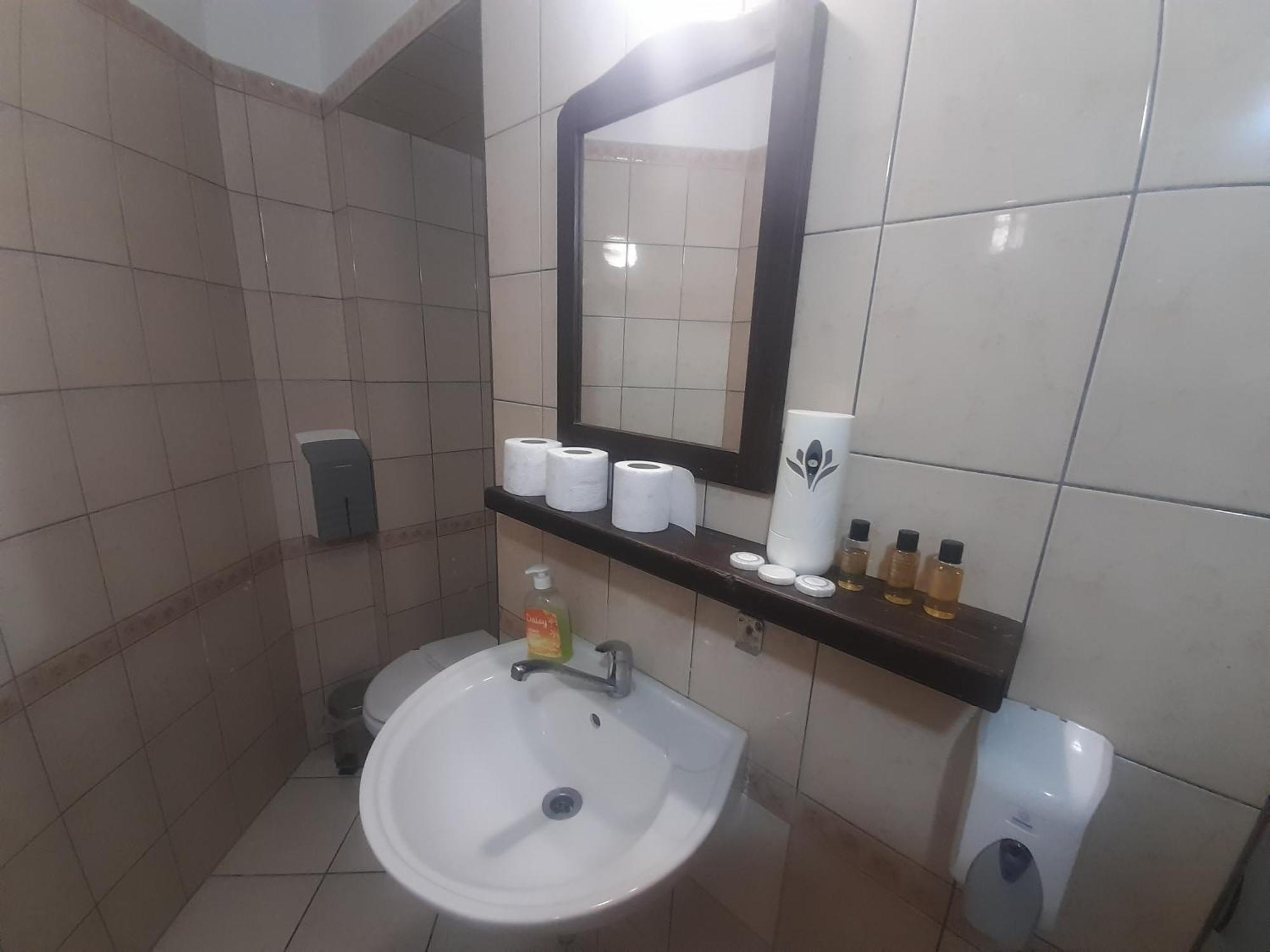 Hotel Teuta Palace Dom Faletici Sarajevo Esterno foto